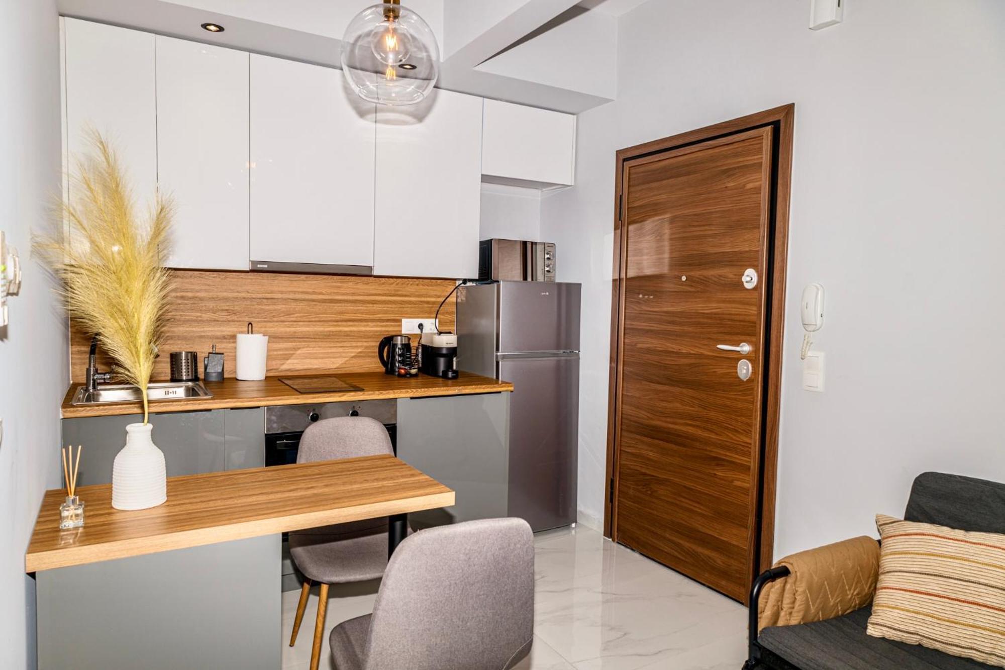 Cozy Studio In The City Center 테살로니키 외부 사진